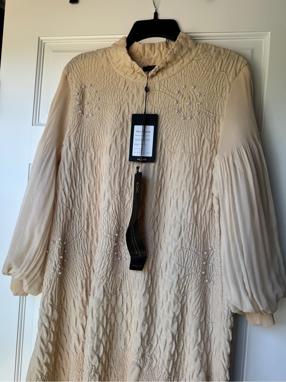 Rich Radi Q'S Round Neck Pleated Loose Embroidered Dress - Picture 11 of 15